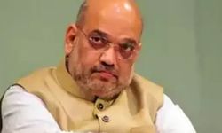 गृह मंत्री अमित शाह ने पश्चिम बंगाल की मुख्यमंत्री ममता बनर्जी को पत्र लिखकर कहा है कि राज्य सरकार से प्रवासी मजदूरों के घर पहुंचने में मदद के लिए राज्य सरकार का सहयोग नहीं मिल रहा है। गृह मंत्री अमित शाह ने पश्चिम बंगाल की मुख्यमंत्री ममता बनर्जी को पत्र लिखकर कहा है कि राज्य सरकार से प्रवासी मजदूरों के घर पहुंचने में मदद के लिए राज्य सरकार का सहयोग नहीं मिल रहा है।