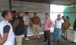 वाराणसी। कोतवाली प्रभारी मिर्जामुराद सुनीलदत्त दूबे ने  जीटी रोड गुड़िया बार्डर पर पुलिस चौकी निर्माण कार्य का निरिक्षण किया । शीघ्र निर्माण कार्य के लिए विभाग को आवश्यक दिशा निर्देश दिए