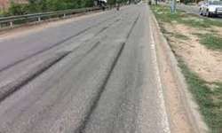 कानपुर गंगा पुल से लेकर अमौसी एयरपोर्ट तक 1000 जगहों पर खतरनाक गड्ढे,सड़क निर्माण में खराब गुणवत्ता का नतीजा इस बार की बारिश में सामने आ गया और करोड़ों की टोल वसूली कानपुर गंगा पुल से लेकर अमौसी एयरपोर्ट तक 1000 जगहों पर खतरनाक गड्ढे,सड़क निर्माण में खराब गुणवत्ता का नतीजा इस बार की बारिश में सामने आ गया और करोड़ों की टोल वसूली