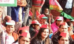 योगी सरकार के खिलाफ प्रदेश भर में सपा कार्यकर्ताओं ने किया धरना प्रदर्शन