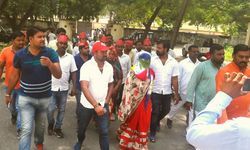 рд╕реИрдХрдбреЛ рд╕рдкрд╛ рдиреЗрддрд╛рдУрдВ рдиреЗ рдХреА SP рд╕реЗ рдЬрд▓реНрдж рд╕реЗ рдЬрд▓реНрдж рдиреНрдпрд╛рдп рджрд┐рд▓рд╛рдиреЗ рдХреА рдЧреБрд╣рд╛рд░ рд▓рдЧрд╛рдИрдВ рд╕реИрдХрдбреЛ рд╕рдкрд╛ рдиреЗрддрд╛рдУрдВ рдиреЗ рдХреА SP рд╕реЗ рдЬрд▓реНрдж рд╕реЗ рдЬрд▓реНрдж рдиреНрдпрд╛рдп рджрд┐рд▓рд╛рдиреЗ рдХреА рдЧреБрд╣рд╛рд░ рд▓рдЧрд╛рдИрдВ