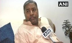 बापू का नहीं फिरोज का वंशज है गांधी परिवार: विनय कटियार