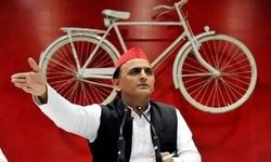 अखिलेश यादव की प्रेस वार्ता आज, 12.30 बजे कार्यालय में होगी प्रेस वार्ता, बीएसपी को आज लग सकता बड़ा झटका, पूर्व राज्यसभा सांसद सपा में होंगे शामिल, बलिहारी बाबू समाजवादी पार्टी ज्वाइन करेगे