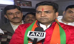 शाहीन बाग पर बयान देकर फंसे कपिल मिश्रा, EC ने प्रचार पर 48 घंटे के लिए लगाया बैन शाहीन बाग पर बयान देकर फंसे कपिल मिश्रा, EC ने प्रचार पर 48 घंटे के लिए लगाया बैन