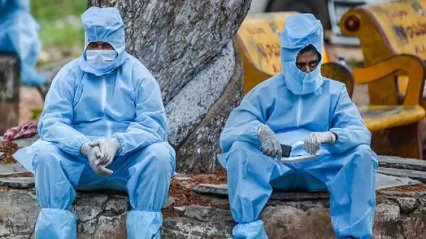 24 घंटे में करीब 3500 नए केस, देश में कोरोना के शिकार 50 हजार के पार 24 घंटे में करीब 3500 नए केस, देश में कोरोना के शिकार 50 हजार के पार