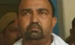 कैराना-नूरपुर उपचुनाव: हिरासत में लिए गए सपा के पूर्व सांसद यशवीर सिंह कैराना-नूरपुर उपचुनाव: हिरासत में लिए गए सपा के पूर्व सांसद यशवीर सिंह