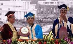 युवाओं के सपनों को तोड़ रहीं केंद्र व राज्य सरकारें : अखिलेश यादव युवाओं के सपनों को तोड़ रहीं केंद्र व राज्य सरकारें : अखिलेश यादव