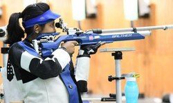 शूटिंग में भारत के हिस्से में दो और मेडल आ गए हैं. 17 साल की मेहुली घोष ने सिल्वर मेडल जीता है, वहीं अपूर्वी चंदेला ने ब्रॉन्ज मेडल पर निशाना लगाया है. शूटिंग में भारत के हिस्से में दो और मेडल आ गए हैं. 17 साल की मेहुली घोष ने सिल्वर मेडल जीता है, वहीं अपूर्वी चंदेला ने ब्रॉन्ज मेडल पर निशाना लगाया है.