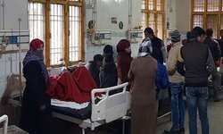 निर्माणाधीन पीएम आवास का छज्जा गिरा, एक बच्चे की मौत-चार घायल निर्माणाधीन पीएम आवास का छज्जा गिरा, एक बच्चे की मौत-चार घायल