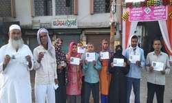 बिजनौर में ट्रायल के दौरान VVPAT मशीन में कुछ खराबी बिजनौर में ट्रायल के दौरान VVPAT मशीन में कुछ खराबी