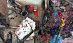 चंदौली- संदिग्ध परिस्थिति में कच्चे मकान में लगी आग,  नगदी सहित गृहस्थी का सामान जलकर खाक, सूचना के बाद डायल 112 पुलिस मौके पर पहुंची, बबुरी थाना क्षेत्र के पाण्डेयपुर गांव की घटना।।