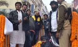 सांसद रविकिशन के पिता पंचतत्व में विलीन, वाराणसी में हुआ अंतिम संस्‍कार