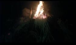 मेजा/इलाहाबाद     पुवाल के खलिहान में लगी आग फायर ब्रिगेड और गांव वालों ने मिलकर पाया आग पर काबू हजारों की सम्पत्ति जलकर खाक मामला मेजा थाना क्षेत्र के डांही गांव का