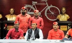 बाराबंकी लोहिया वाहिनी ने ग्यारह हजार की आर्थिक मदद बाढ़ राहत कोष में दी.