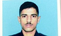 पाकिस्तान की ओर से की गई फायरिंग में सेना के एक और जवान शहीद. चंदन कुमार राय कल पाकिस्तान की फायरिंग में घायल हुए थे. बीते 3 दिन में 5 जवान शहीद हो चुके हैं.