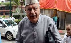 हिरासत में लिए गए फारुक अब्दुल्ला, ज्यूडिशियल कस्टडी में भेजी गई बेटी हिरासत में लिए गए फारुक अब्दुल्ला, ज्यूडिशियल कस्टडी में भेजी गई बेटी