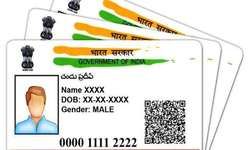 आधार से लिंक होगा वोटर आईडी कार्ड, कानून मंत्रालय ने दी आयोग के प्रस्ताव को हरी झंडी