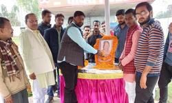 धूमधाम से मनाई कर्पूरी ठाकुर की जयंती