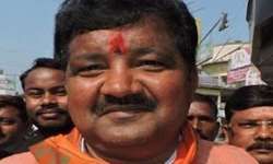 गोरखपुर के भाजपा विधायक पर छेड़खानी का आरोप, महिला आयोग में शिकायत गोरखपुर के भाजपा विधायक पर छेड़खानी का आरोप, महिला आयोग में शिकायत