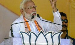 प्रतापगढ़ में बोले नरेंद्र मोदी- सपा-कांग्रेस ने मायावती को धोखा दिया