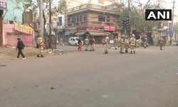 घृणा को प्रेम से जीतने के दावे सिवाय बौद्धिक हस्तमैथुन के और कुछ नहीं