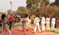 बालिकाओं को आत्म निर्भर बनायेगी अकादमी बालिकाओं को आत्म निर्भर बनायेगी अकादमी