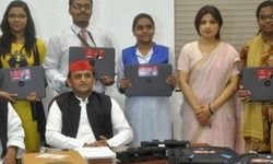 वादे भुलाने वालों को 2019 में जनता भी भूल जाएगी : अखिलेश वादे भुलाने वालों को 2019 में जनता भी भूल जाएगी : अखिलेश