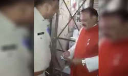 सभासद ने पुलिस को दी धमकी, बोला- औकात में रहो सभासद ने पुलिस को दी धमकी, बोला- औकात में रहो