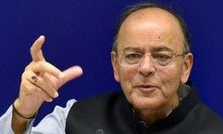 जेटली का पलटवार, बोले- सार्वजनिक जीवन में अनफ‍िट हो चुकी हैं बसपा सुप्रीमो