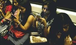 दिल्ली मेट्रो वाली लड़की के लिए दिल्ली मेट्रो वाली लड़की के लिए