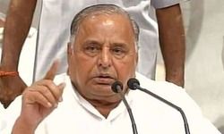 योगी सरकार पर नरम पड़े नेताजी, आजम खां के प्रयास को सराहा योगी सरकार पर नरम पड़े नेताजी, आजम खां के प्रयास को सराहा