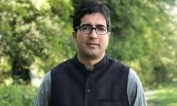 महबूबा-उमर के बाद अब शाह फैसल पर लगा PSA महबूबा-उमर के बाद अब शाह फैसल पर लगा PSA