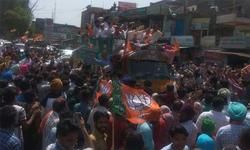 रोड शो में दिखा सनी देओल का गदर अवतार