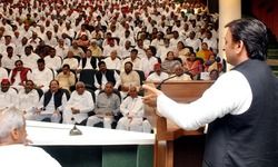 सपा-बसपा गठबंधन से भाजपा बौखलाई:अखिलेश सपा-बसपा गठबंधन से भाजपा बौखलाई:अखिलेश