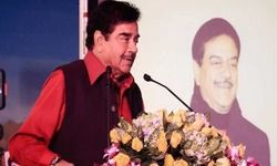 शत्रुघ्न सिन्हा ने कांग्रेस को बताया जिन्ना की पार्टी, कहा- भारत की आजादी में उनका भी योगदान