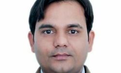 इंसान स्वतंत्रता से पुं ... भी नहीं सकता??