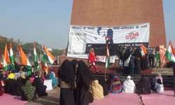 छठे दिन भी महिलाओं का विरोध जारी, अब तक 159 के खिलाफ केस दर्ज छठे दिन भी महिलाओं का विरोध जारी, अब तक 159 के खिलाफ केस दर्ज