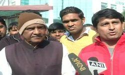 नोयडा : जितेंद्र यादव नामक एक युवक के परिवार ने आरोप लगाते हुए कहा, उन्हें (जितेंद्र को) पुलिस ने फेक एनकाउंटर में गोली मार दी। ऐसा हमारी जाति की वजह से किया गया है।