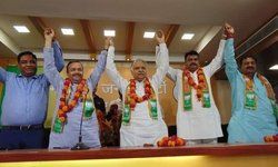 लखनऊ - बिहार के कुख्यात अपराधी राजन तिवारी बीजेपी में शामिल