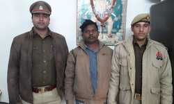 थाना भेलूपुर  पुलिस द्वारा गांजा तस्कर गिरफ्तार, कब्जे से  09 कि0 940 ग्रा0 गांजा बरामद