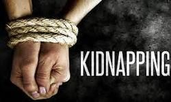 सरकार और पुलिस की नाकामियों का परिणाम : फिर से फलता फूलता अपहरण उद्योग सरकार और पुलिस की नाकामियों का परिणाम : फिर से फलता फूलता अपहरण उद्योग