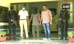 गुजरात एंटी टेररिजम स्क्वॉड ने अहमदाबाद के होटल से मुंबई का रहने वाले कॉन्ट्रैक्ट किलर को गिरफ्तार किया है। गुजरात एंटी टेररिजम स्क्वॉड ने अहमदाबाद के होटल से मुंबई का रहने वाले कॉन्ट्रैक्ट किलर को गिरफ्तार किया है।