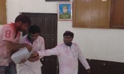 समाजवादी छात्र सभा ने गंगाजल छिड़क किया छात्रसंघ भवन का शुद्धिकरण समाजवादी छात्र सभा ने गंगाजल छिड़क किया छात्रसंघ भवन का शुद्धिकरण