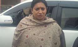 स्मृति से दुष्कर्म पीड़िता ने रो-रो कर लगाई गुहार, न्‍याय नहीं तो मौत ही दे दीजिए