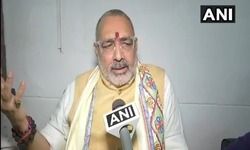 गिरिराज सिंह ने जेएनयू छात्र शरजिल को बताया गद्दार, कहा- कैसे मान लूं इनका खून है यहां की मिट्टी में