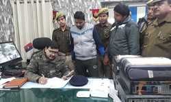 आजमगढ़ -  ऑनलाइन ठगी का धंधा चलाने वाले दो ईनामी साईबर अपराधी गिरफ्तार