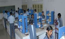 प्रैक्टिकल के दौरान छात्र की केमिकल सूंघने से मौत प्रैक्टिकल के दौरान छात्र की केमिकल सूंघने से मौत