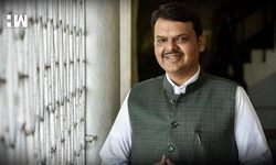 महाराष्ट्र में सरकार बनाने को लेकर शिवसेना से जारी खींचतान के बीच BJP को मिला कई दलों के विधायकों का सपोर्ट महाराष्ट्र में सरकार बनाने को लेकर शिवसेना से जारी खींचतान के बीच BJP को मिला कई दलों के विधायकों का सपोर्ट