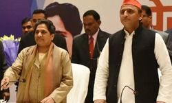 यूपी में मोदी-शाह की जोड़ी के सामने बुआ-बबुआ की जोड़ी फेल