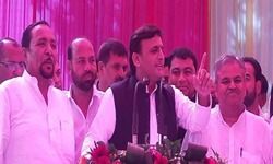 अखिलेश यादव के मेरठ दौरे से बढ़ा वेस्ट यूपी का सियासी तापमान अखिलेश यादव के मेरठ दौरे से बढ़ा वेस्ट यूपी का सियासी तापमान